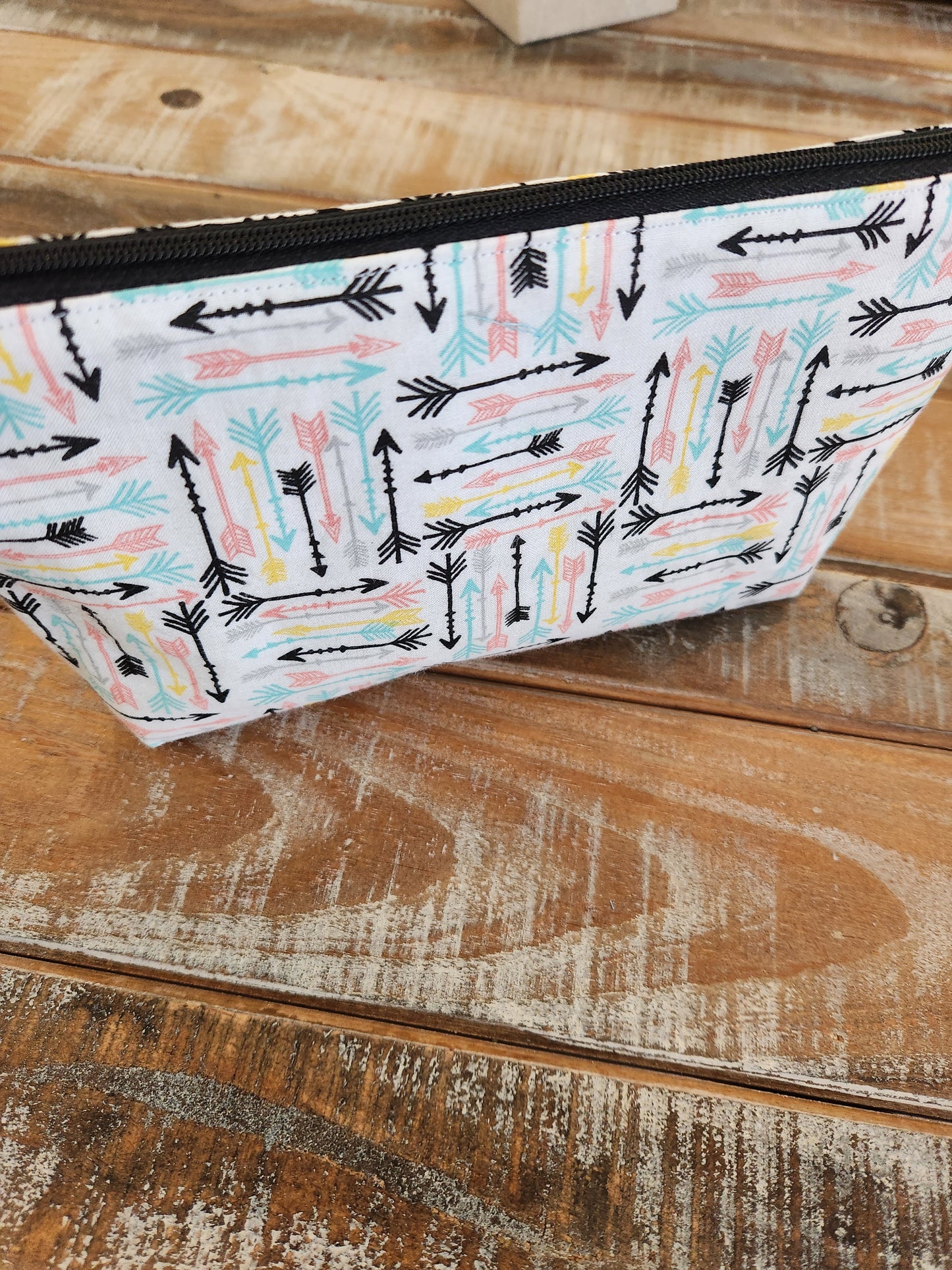 Artful Arrow handmade zipper pouch