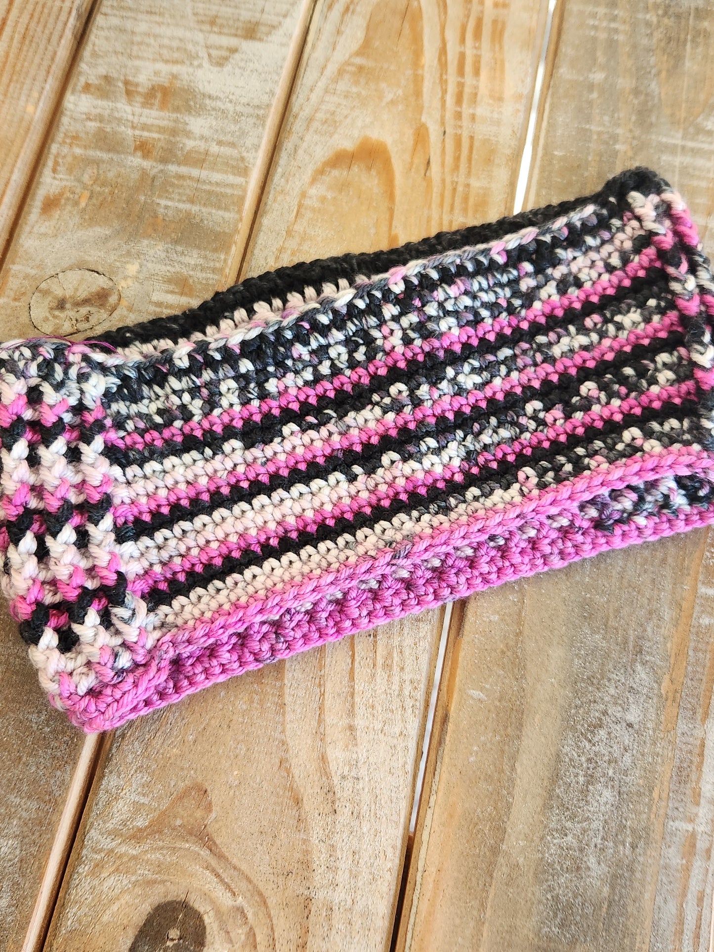 Wide headband pink black and grey