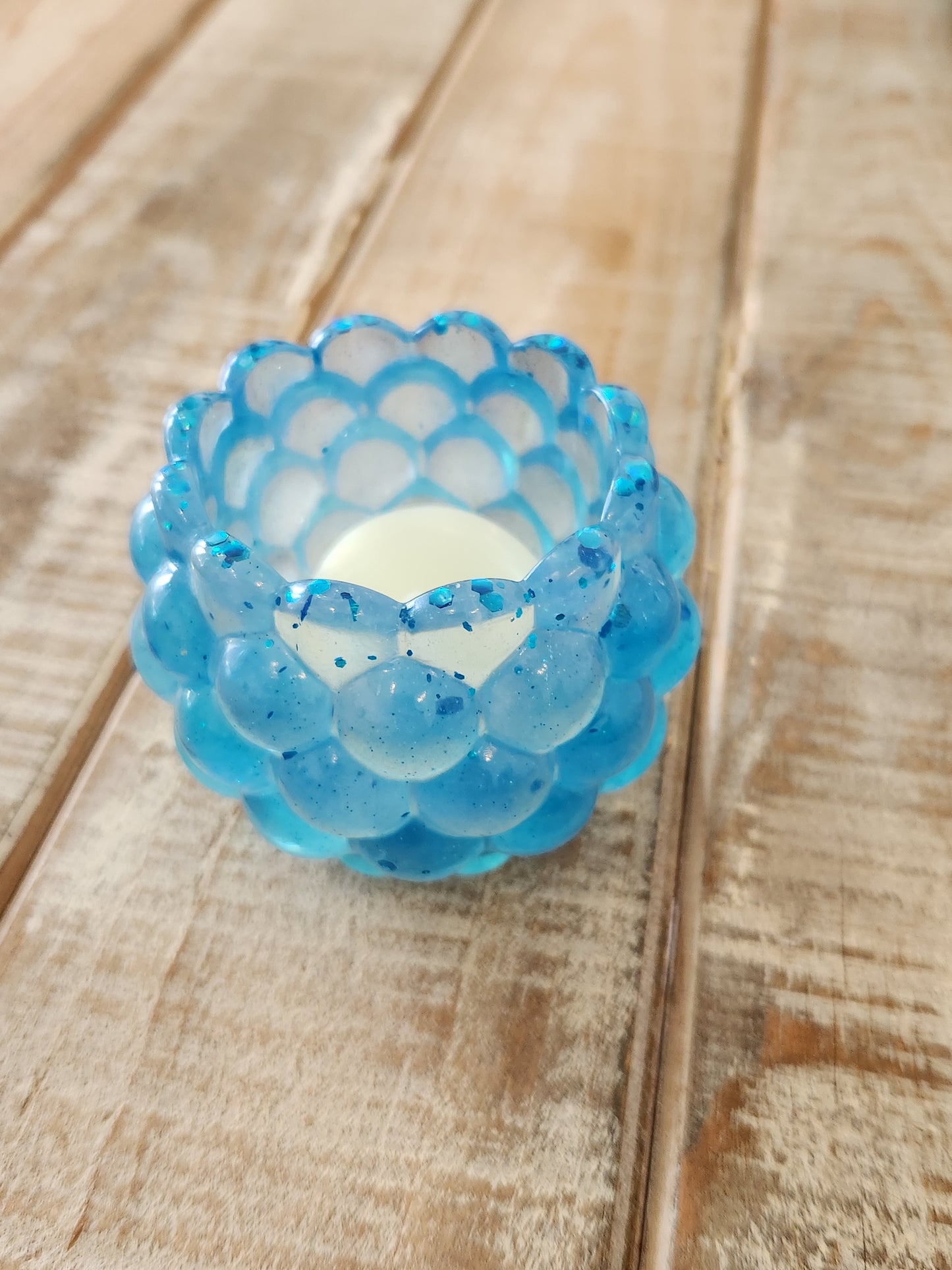 Resin candle holder