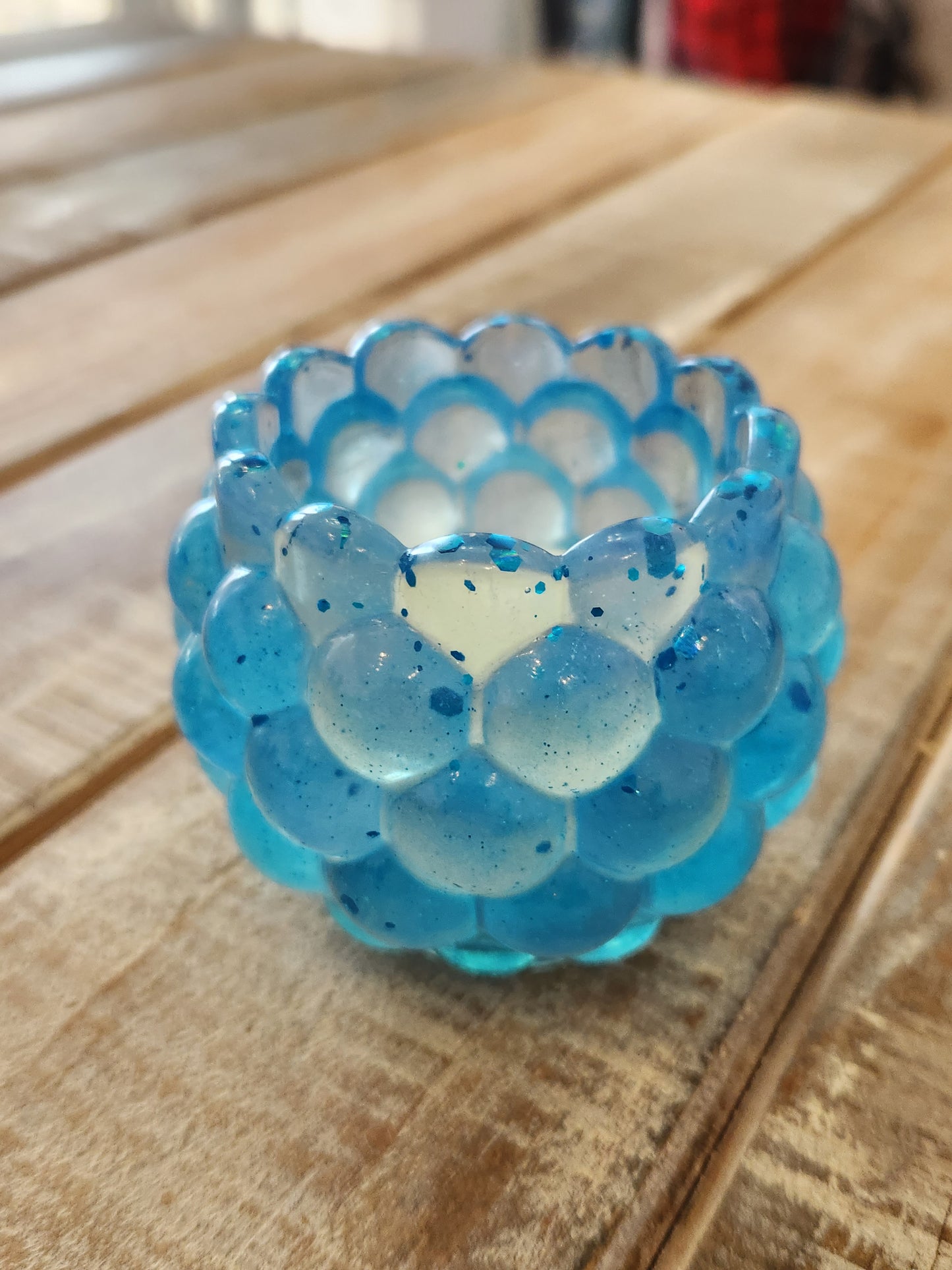 Resin candle holder