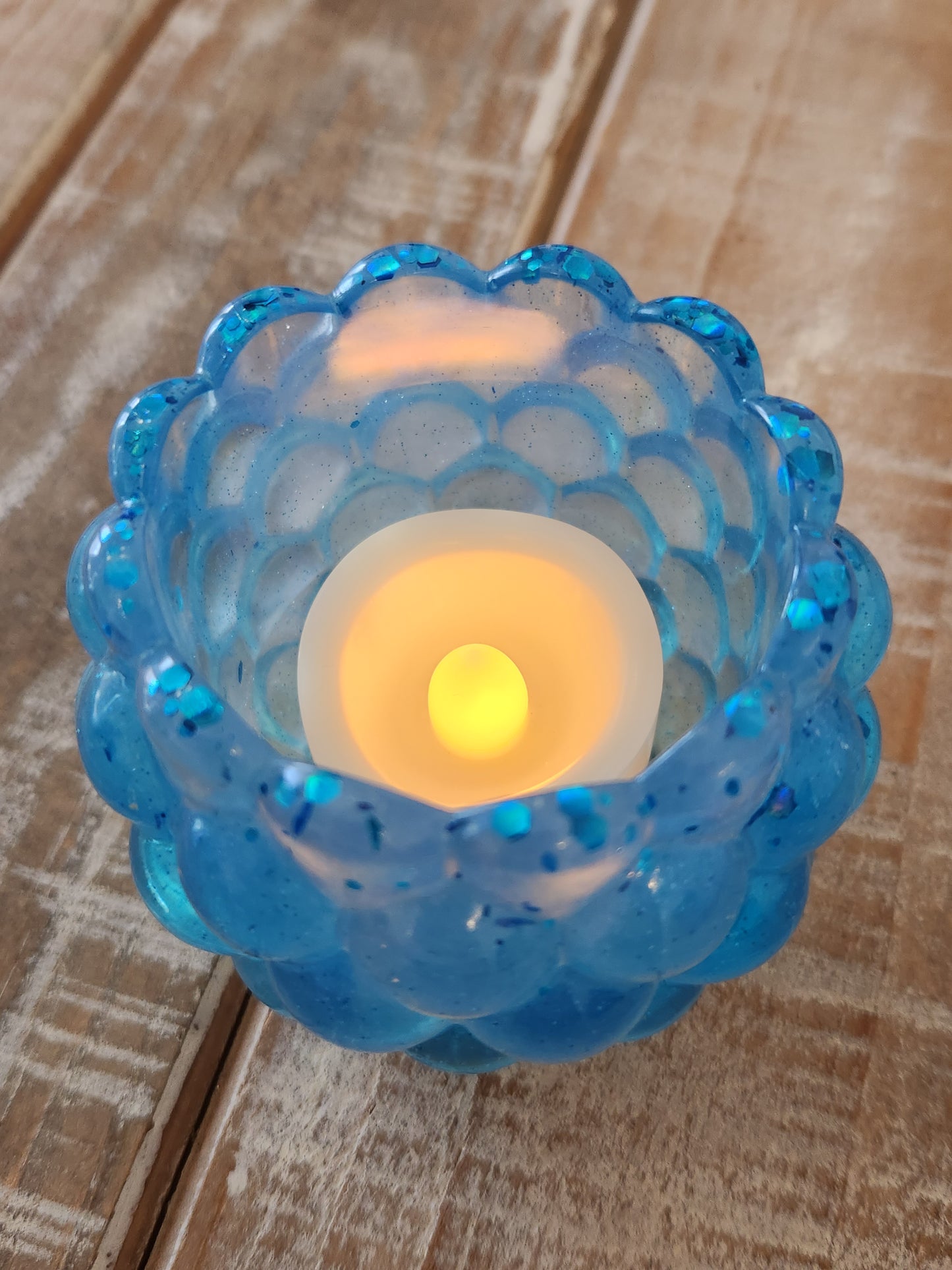 Resin candle holder