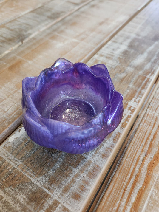 Resin Lotus flower candle holder