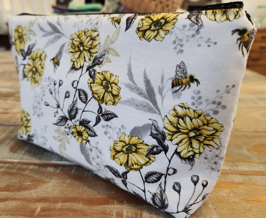 Bee and flower zipper pouch