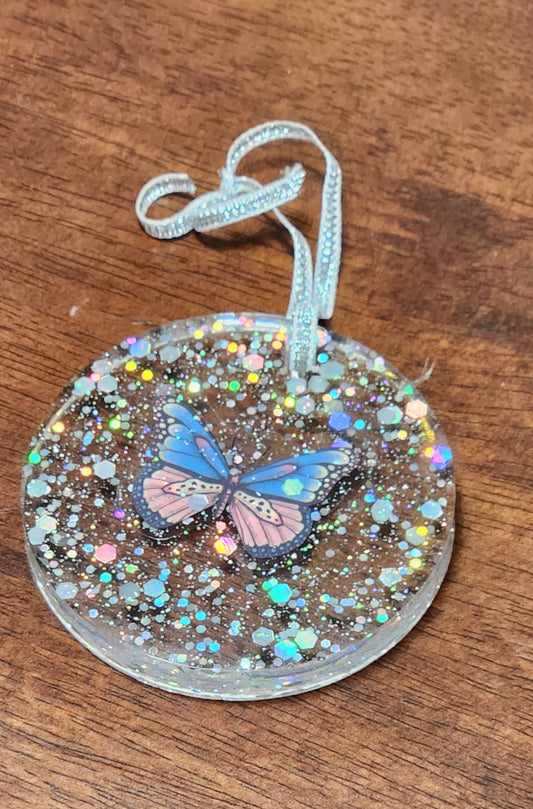 Resin ornament - butterfly and glitter
