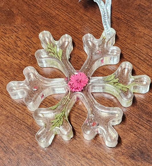 Resin ornament - snowflake - hot pink dried flower
