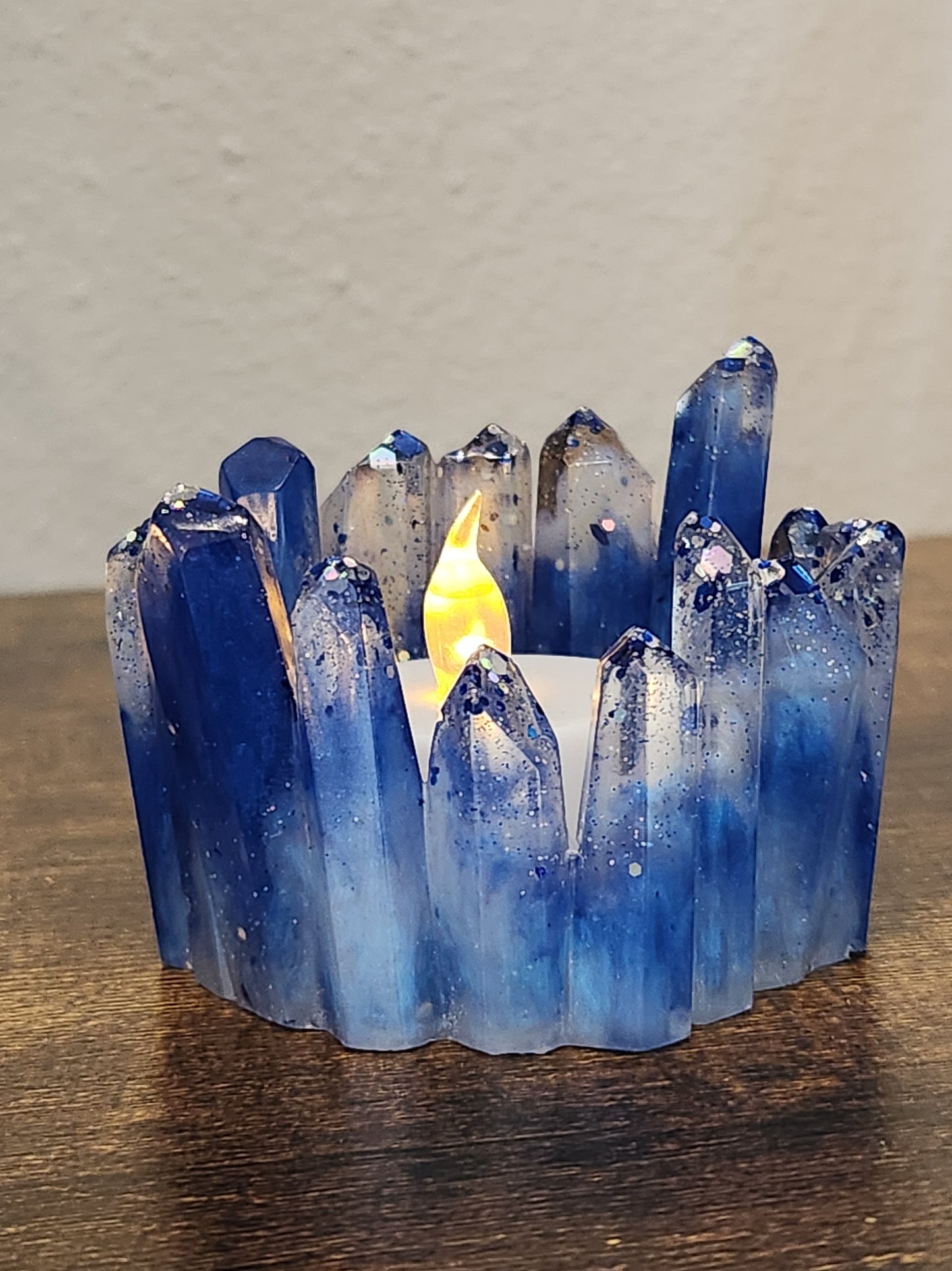 Resin candle holder