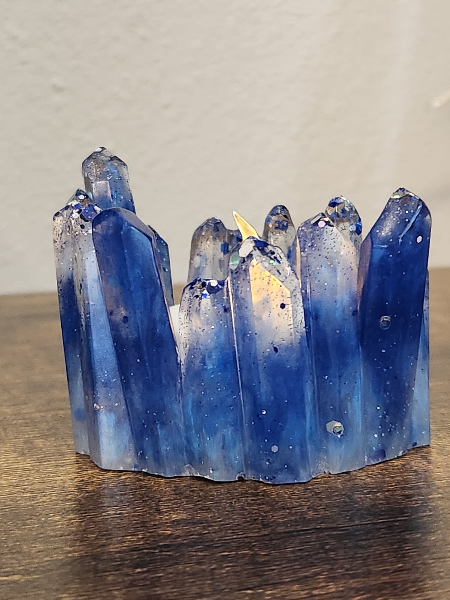 Resin candle holder