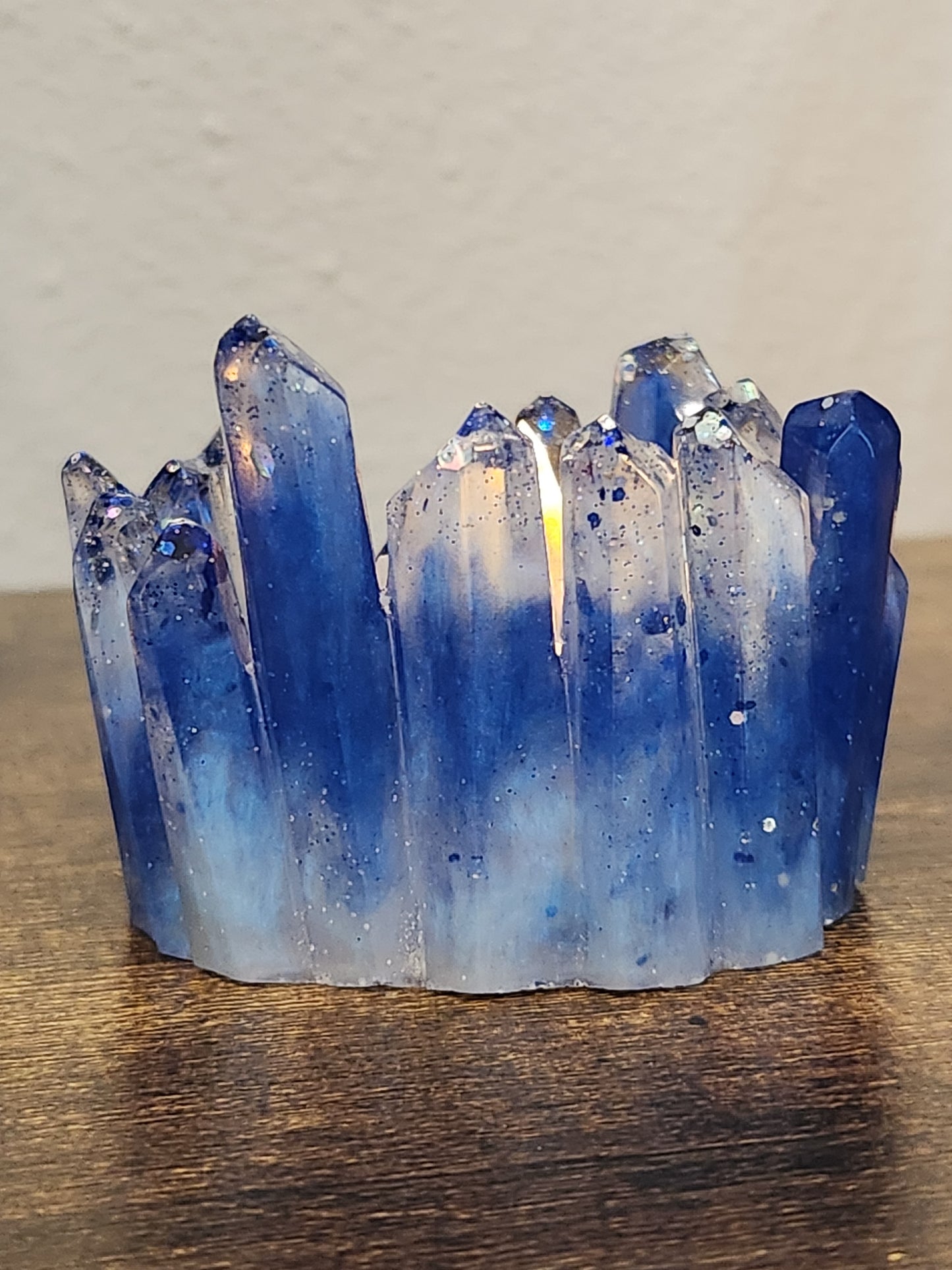 Resin candle holder