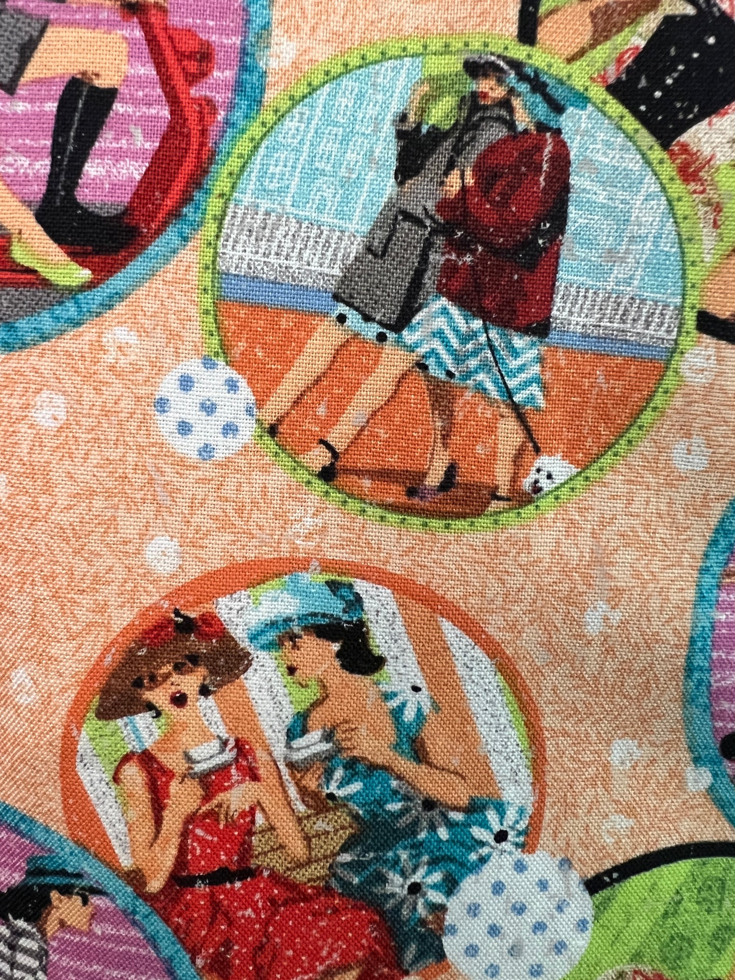 Lady friends! Tote bag with matching zipper pouch