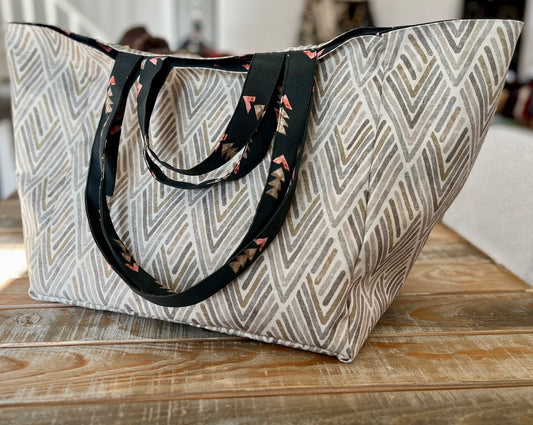 The Everything Tote! Arrows