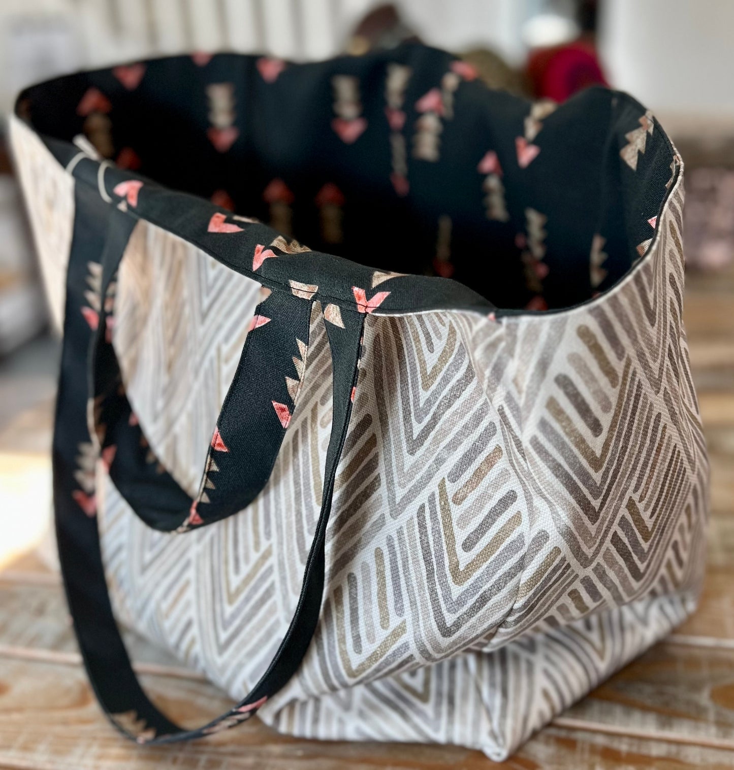 The Everything Tote! Arrows