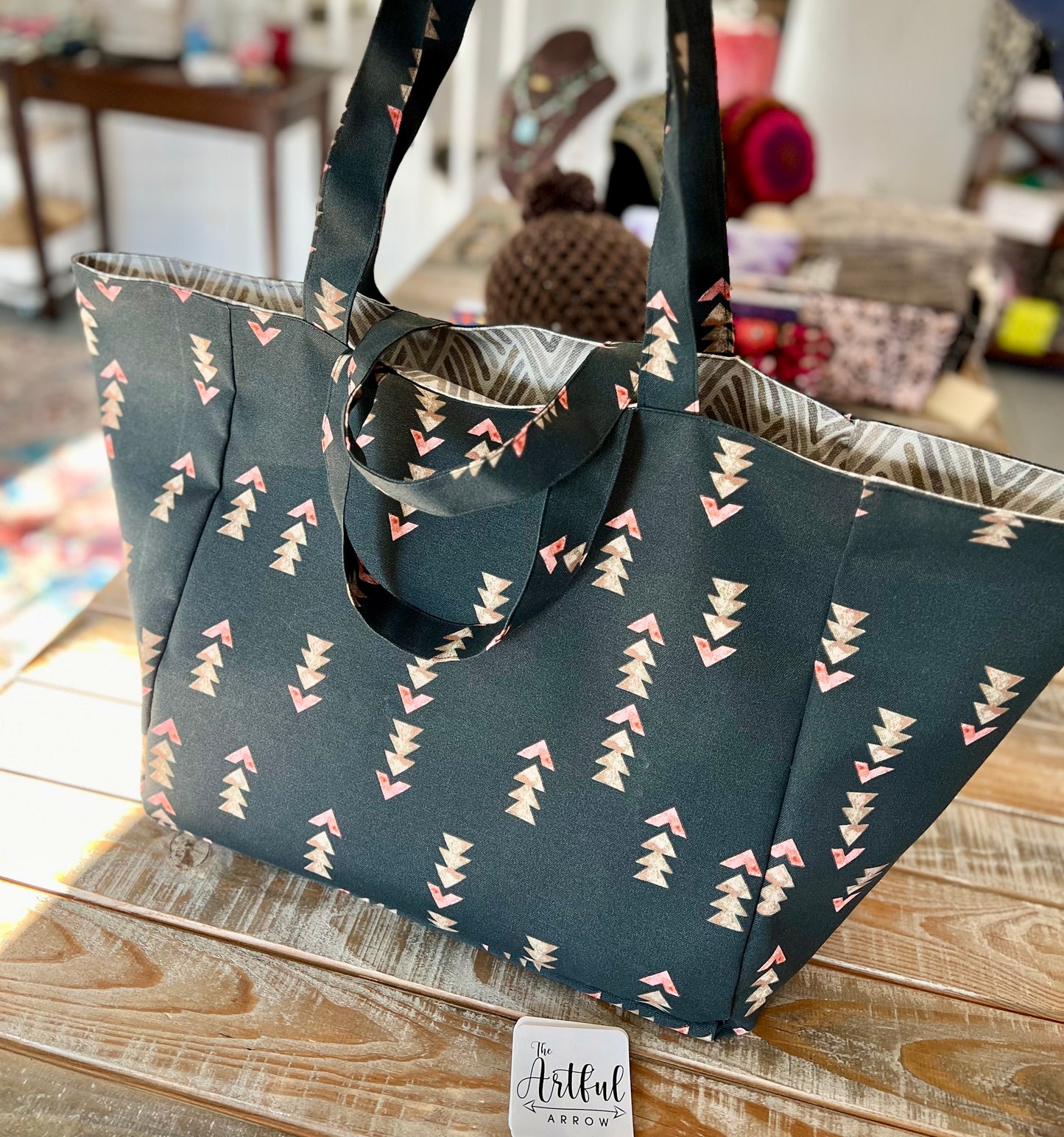 The Everything Tote! Arrows