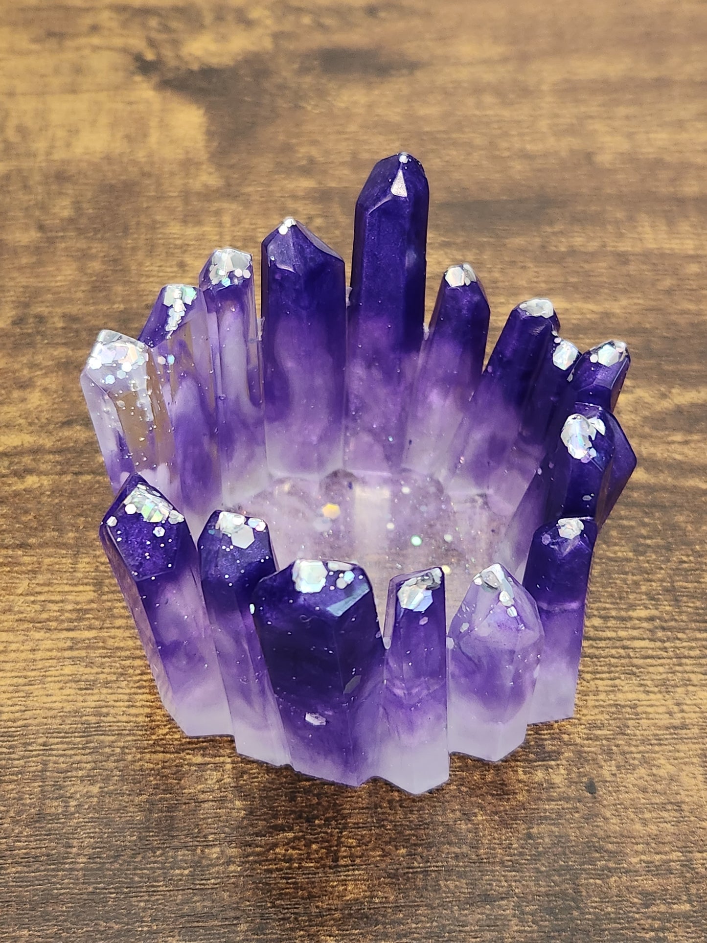 Resin candle holder