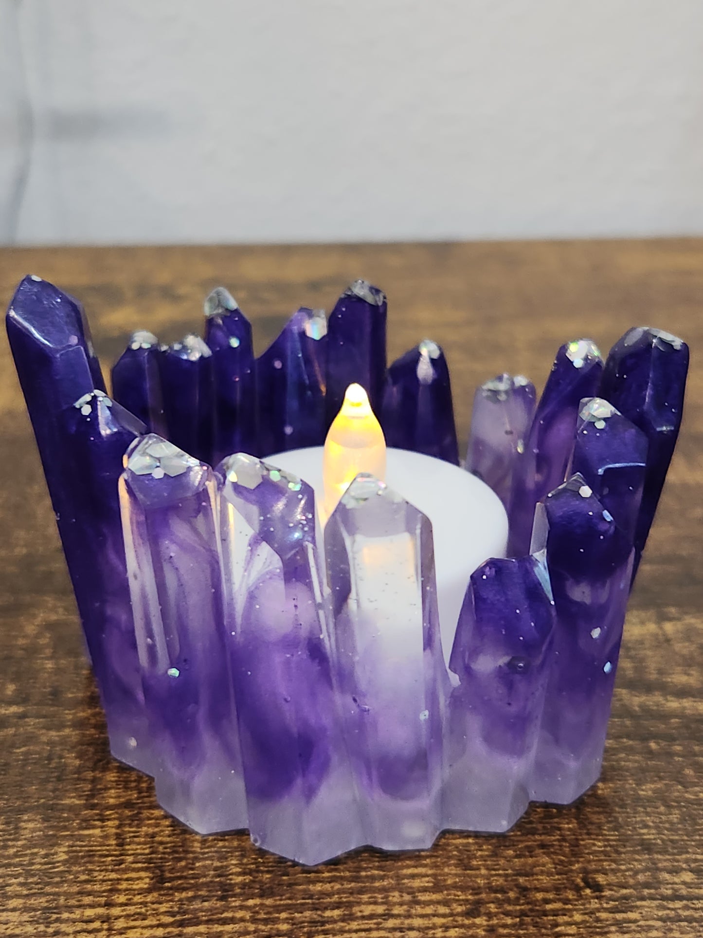 Resin candle holder