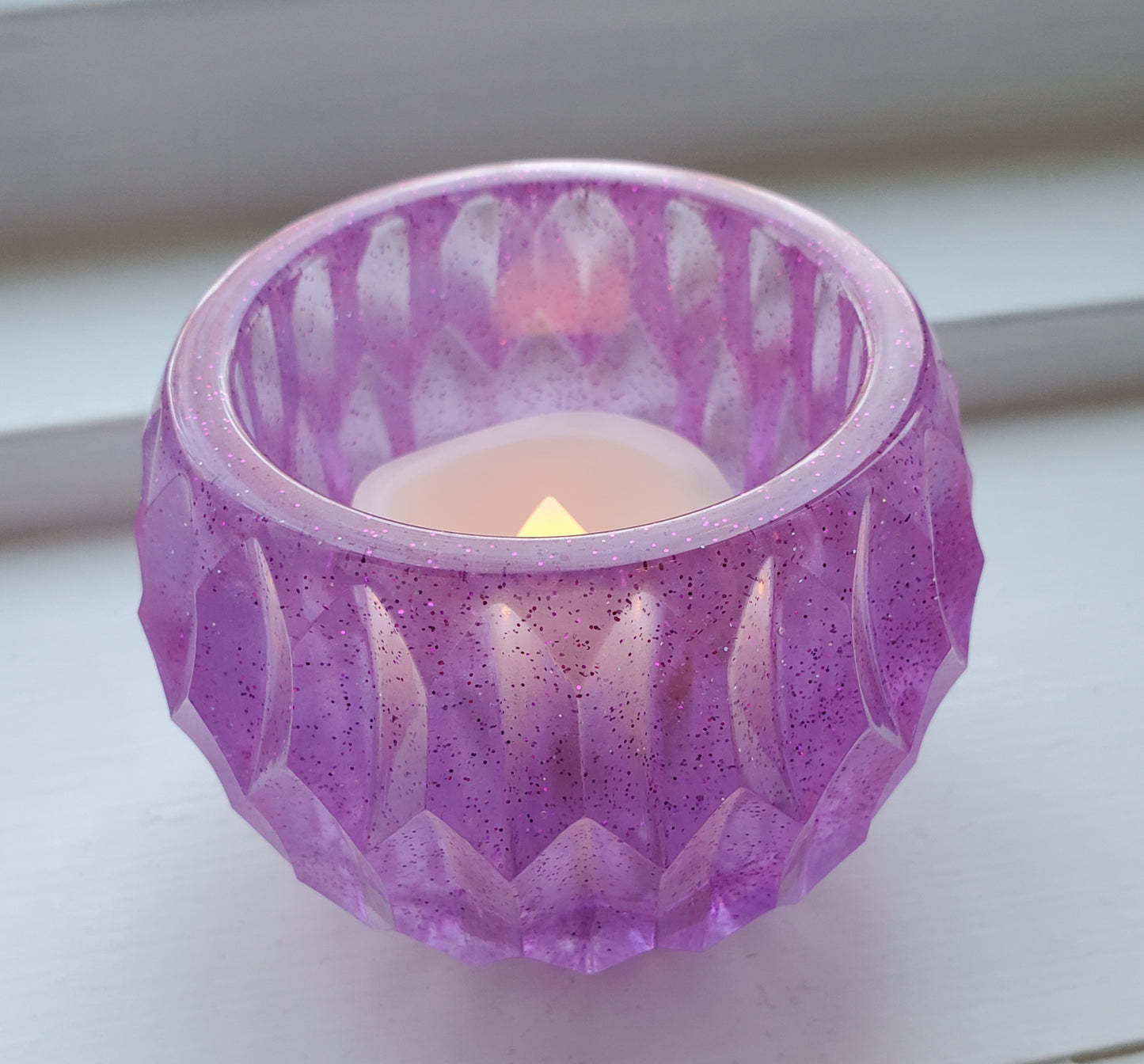 Resin candle holder