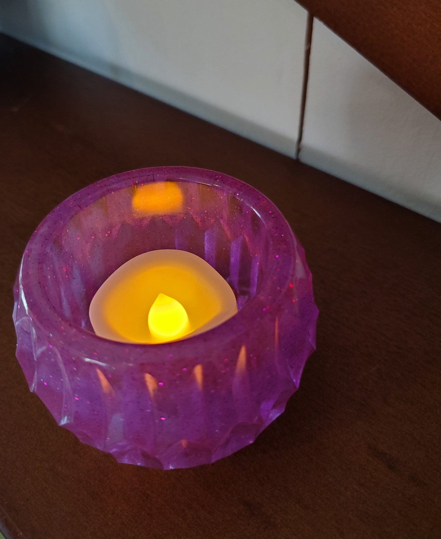 Resin candle holder