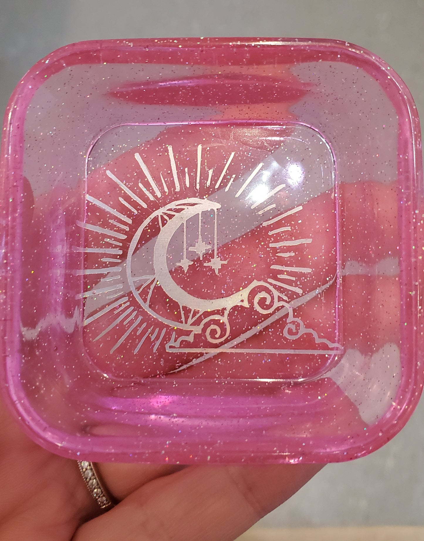 Resin trinket dish