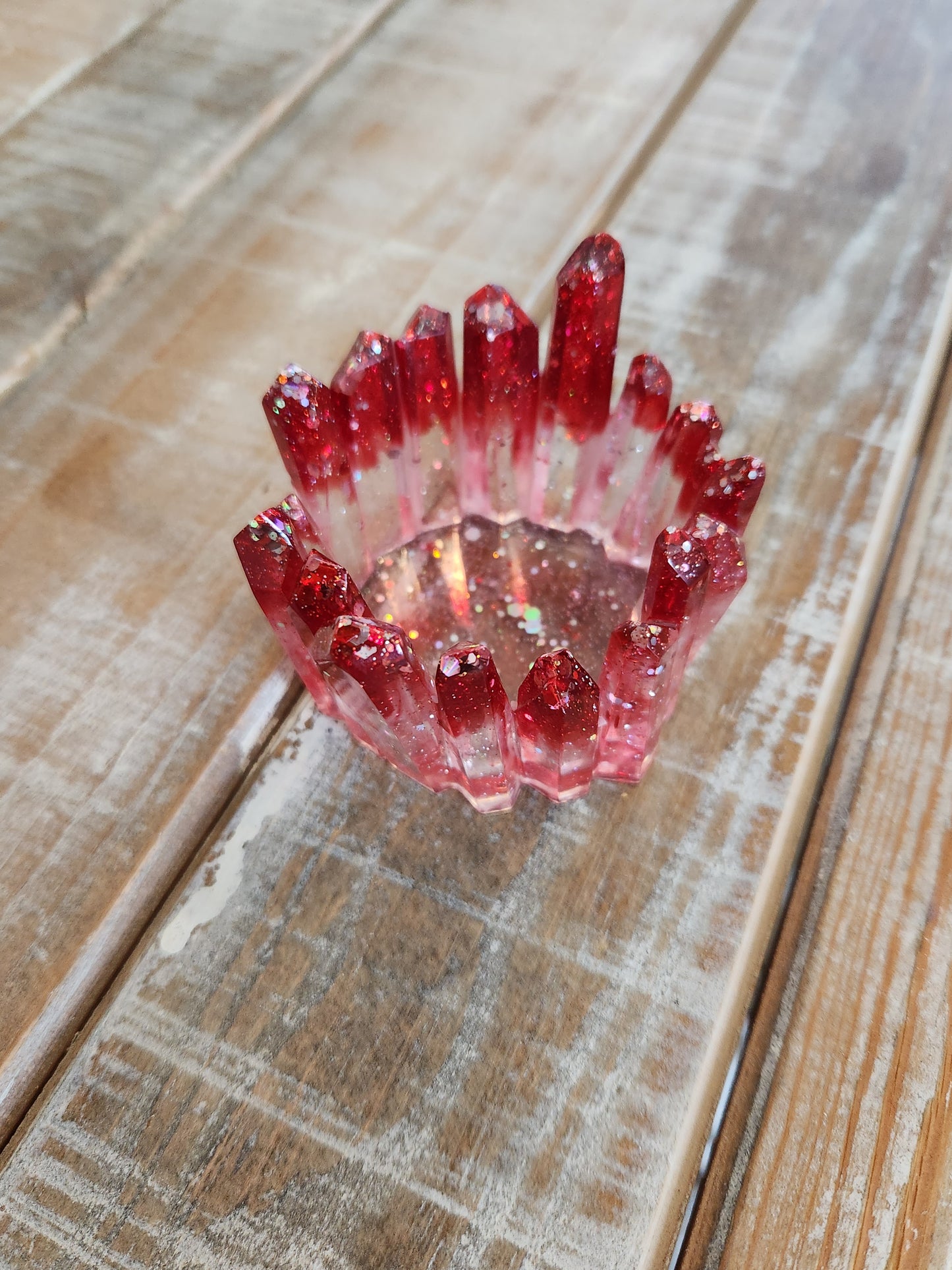 Resin candle holder