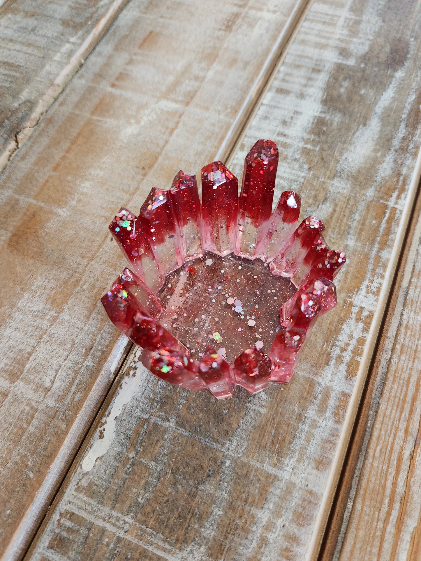 Resin candle holder