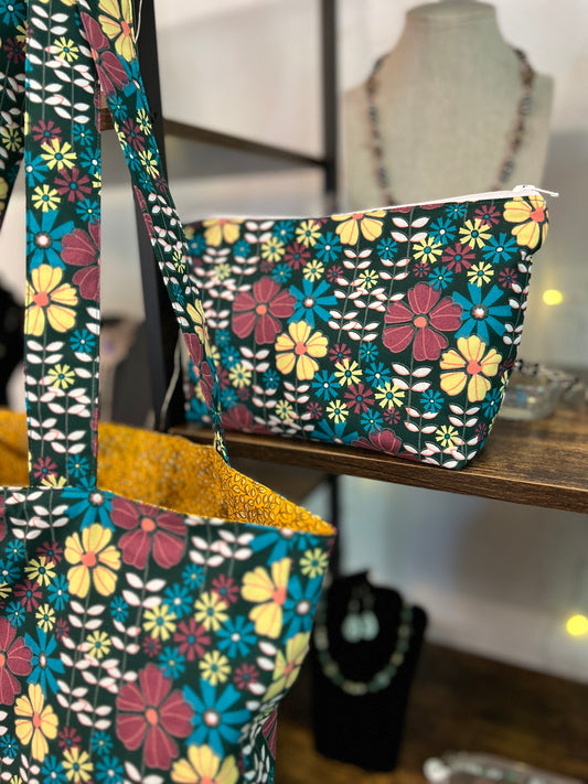 Retro flowers reversible tote bag with matching zipper pouch