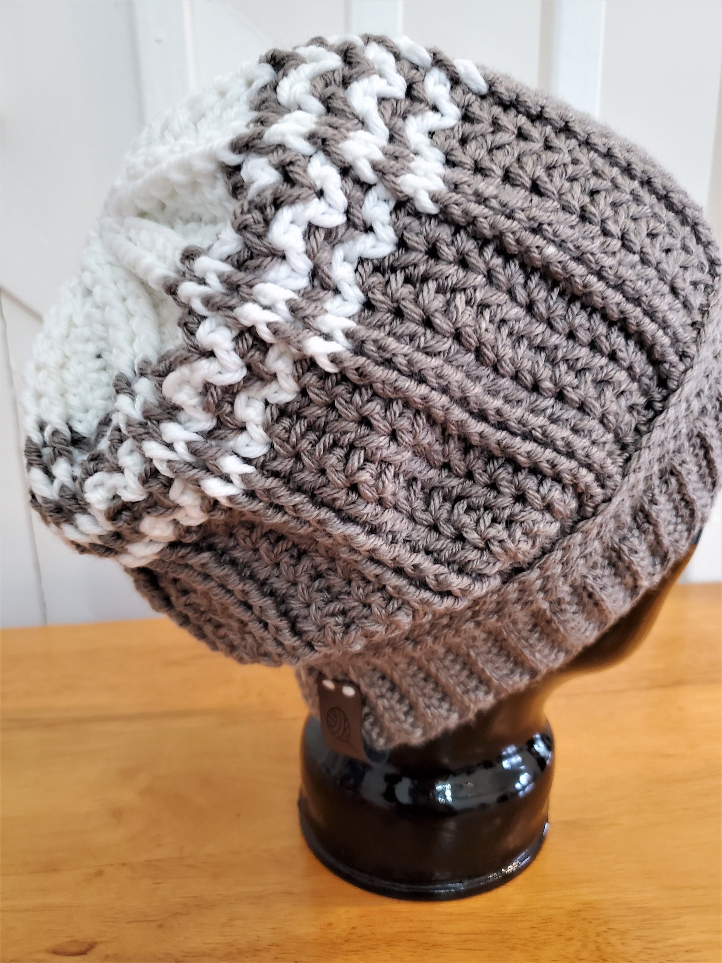 Unisex winter slouchy hat with stripes